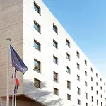 Novotel Atria Centre 4*