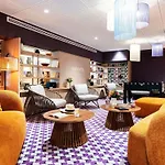 فندق Novotel Atria Centre 4*