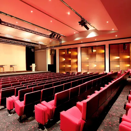 Hotel Novotel Atria Centre 4*