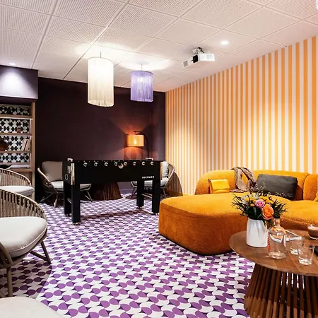 Novotel Atria Centre Hotel