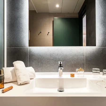 Hotell Novotel Atria Centre 4*