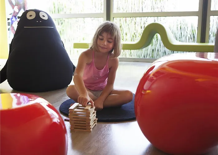 Novotel Atria Centre Hotel