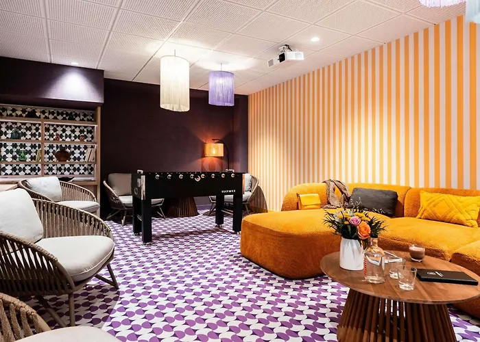 Novotel Atria Centre Hotel